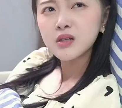 怀孕后，渣老板每天都想拿掉我的崽第01集