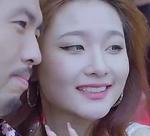 天降异能之贬值成神第03集